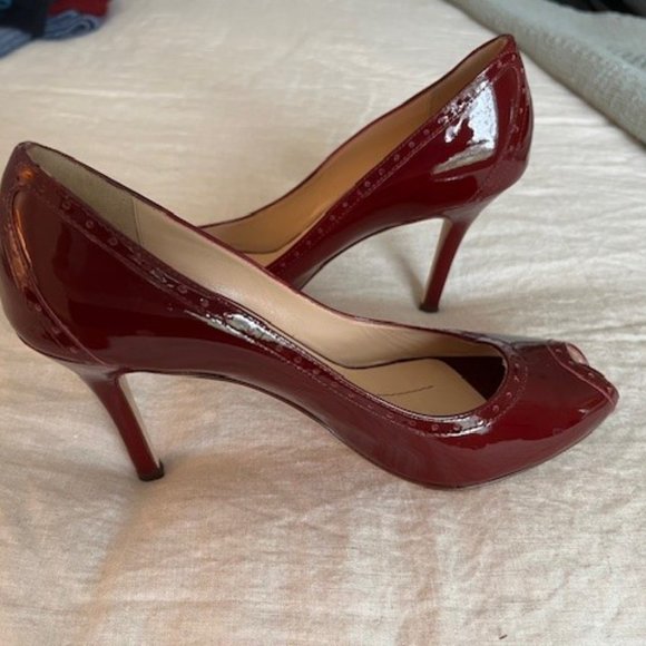 Gorgeous Kate Spade New York Ruby Heels - Picture 1 of 8